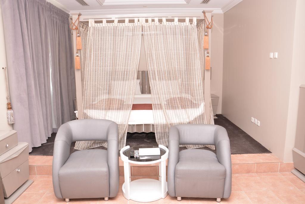 Janadriyah Suites 13 Nadinah المظهر الخارجي الصورة