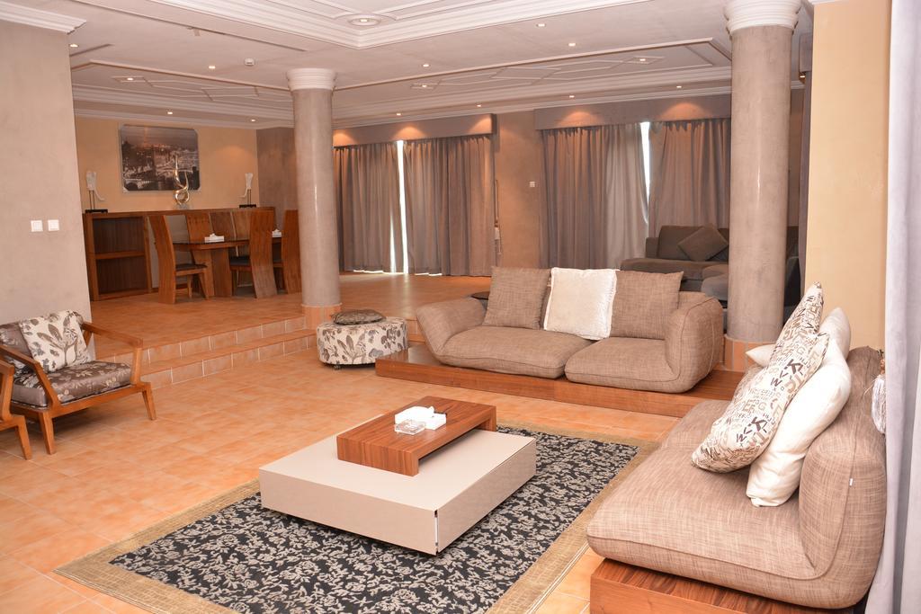 Janadriyah Suites 13 Nadinah المظهر الخارجي الصورة