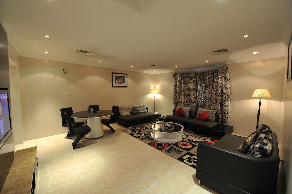Janadriyah Suites 13 Nadinah المظهر الخارجي الصورة